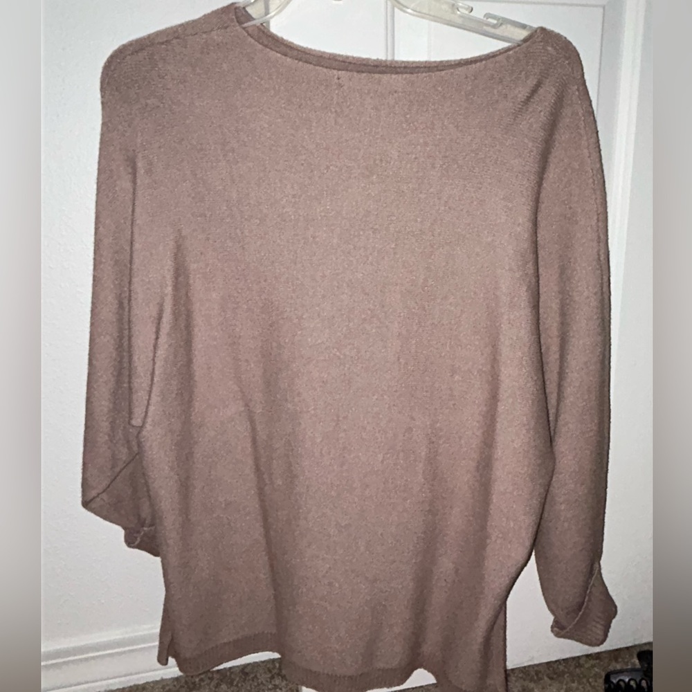 Comfy basic small but fits oversized sweater
